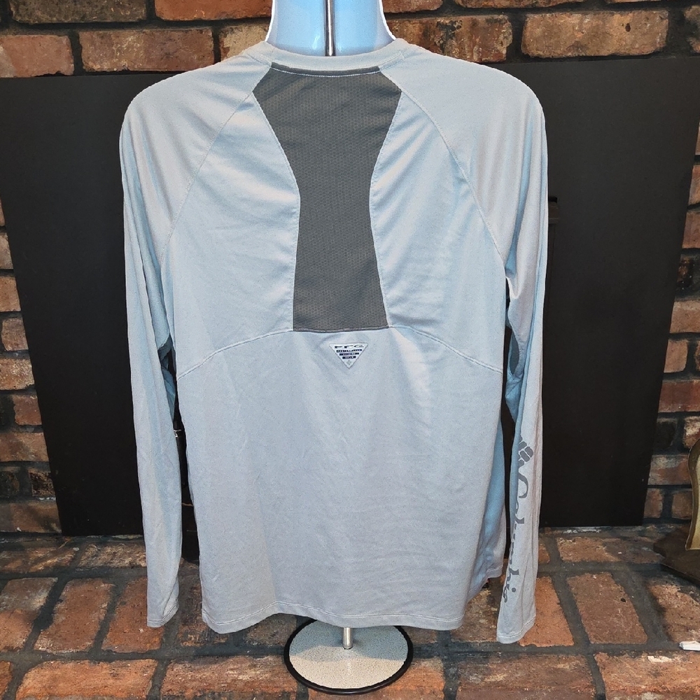 Columbia Men's Gray Long Sleeve Performance Shirt, PFG, Large. - Picture 2 of 6